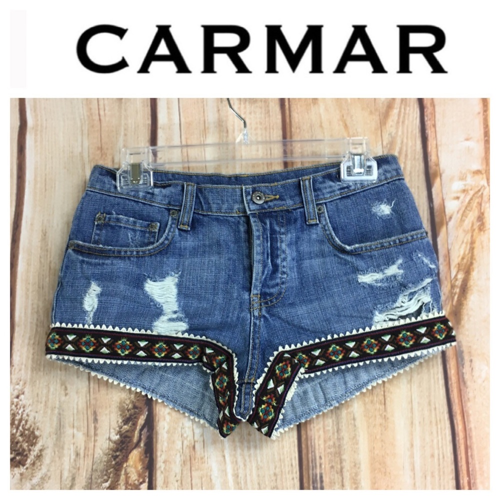 💸NWT Carmar distressed Mid Rise denim short sz 26